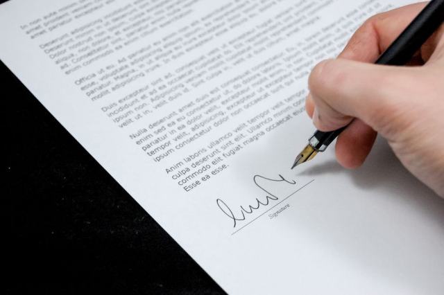 Refuser un héritage endetté : démarche, délais et effets du refus Refuser un héritage endetté : démarche, délais et effets du refus